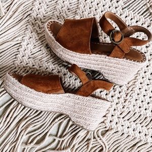 Tan/Brown Tweed Platform Sandal (brand new)